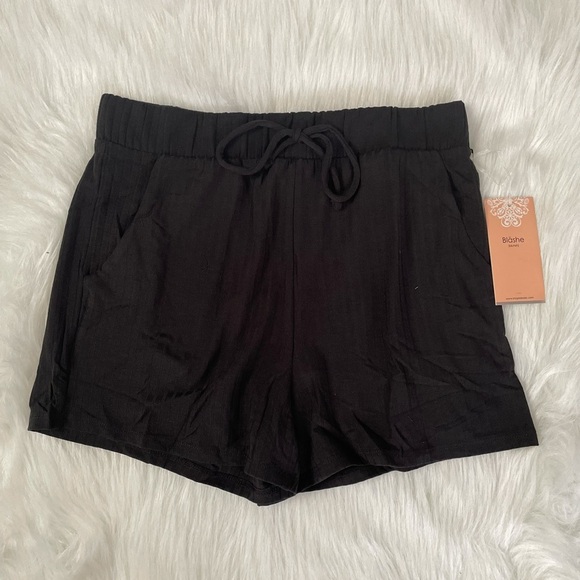 Black Long Sleeve Ribbed Cardigan Camisole Top & High Rise Short 3-Piece Set - Picture 8 of 8